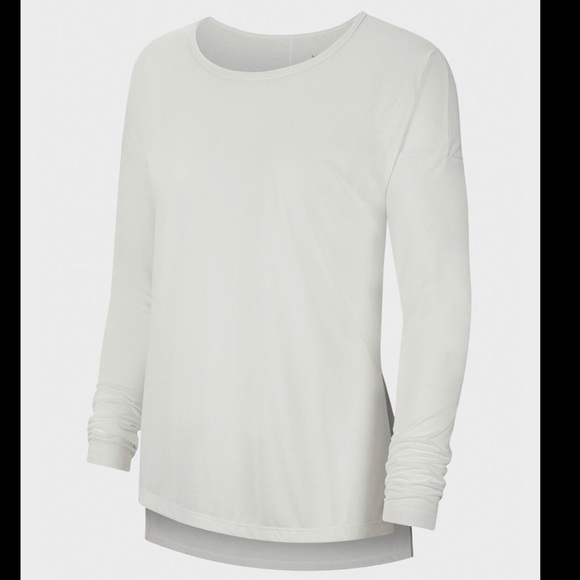 nike women's yoga long sleeve shirt